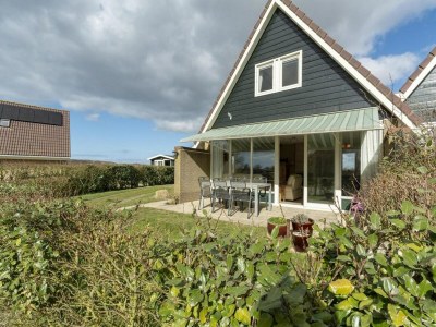 Holiday house Alluring holiday home near beach - Outdoor photo 31