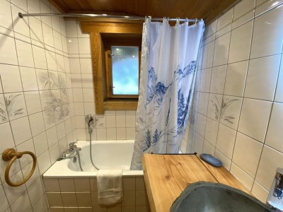 Chalet Chalet in La Bresse with Hot Tub & Mountain Views - Features photo 33
