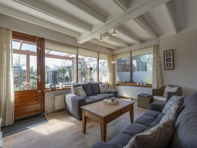 Holiday house Cozy holiday home near beach in Sint Maartenszee - Holiday house