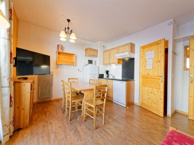 Apartment Apartment in France with Ski Slope Access - Features photo 10