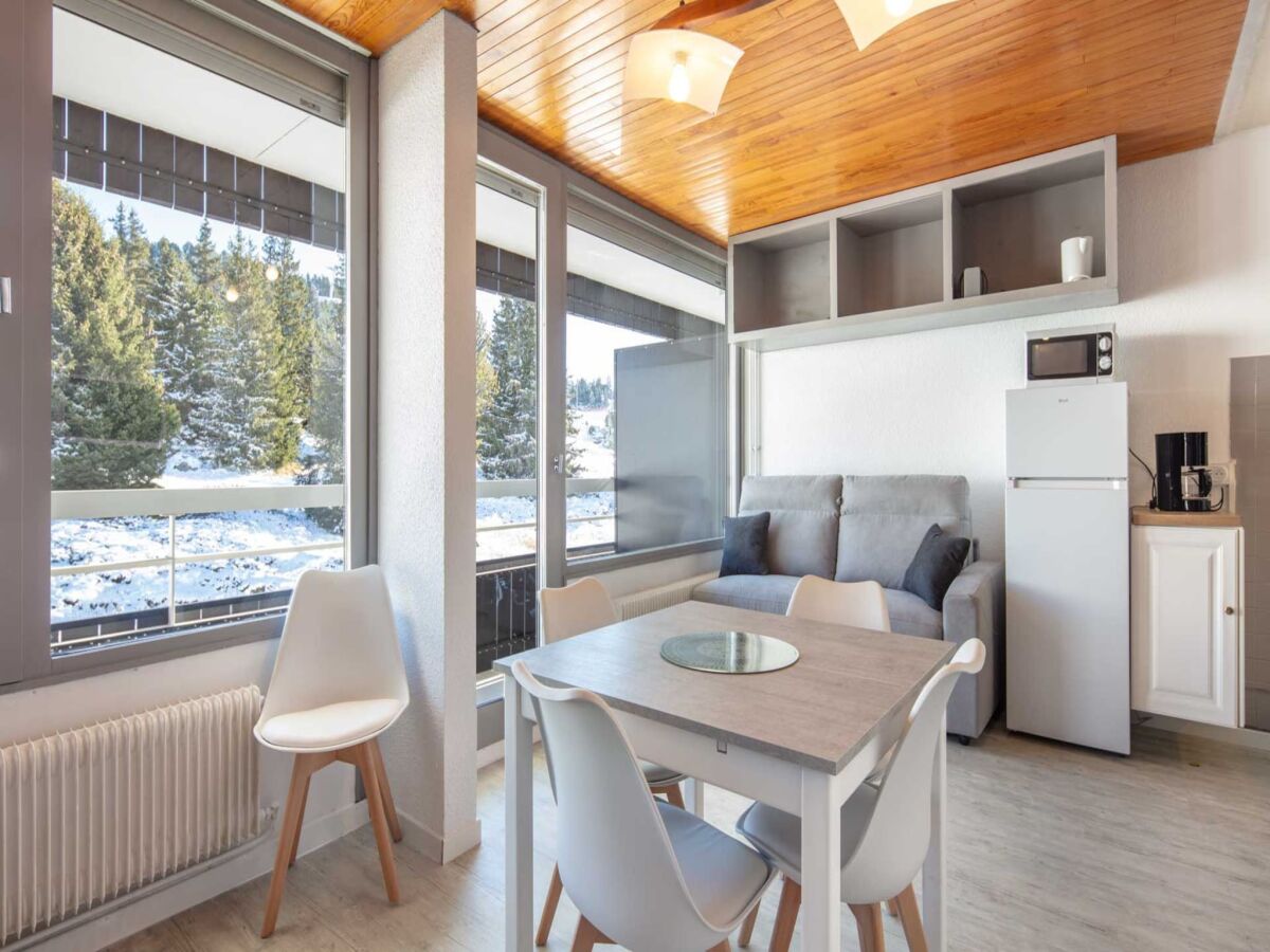 Apartment Alpine Hideaway mit Balkon