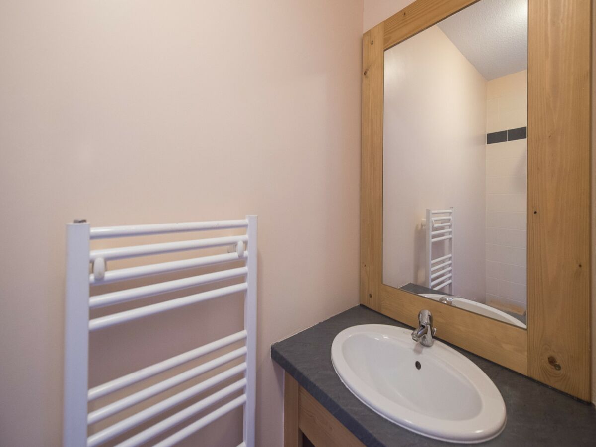 Apartment Apartment in Orcières with Heated Pool - Features photo 2
