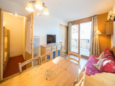 Apartment Apartment in Orcières with Ski Slope Access - Features photo 12