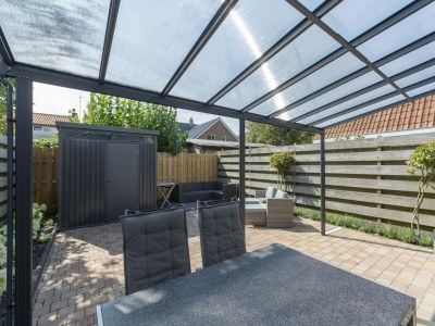 Holiday house Beautiful home with garden - Outdoor photo 13