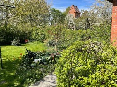 Apartment Retreat with Garden & Family Amenities - Outdoor photo 7