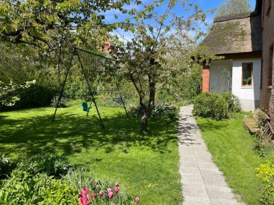Apartment Retreat with Garden & Family Amenities - Outdoor photo 16