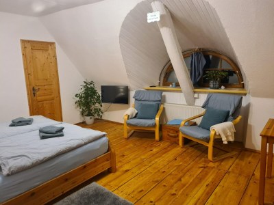 Apartment Retreat with Garden & Family Amenities - Features photo 30