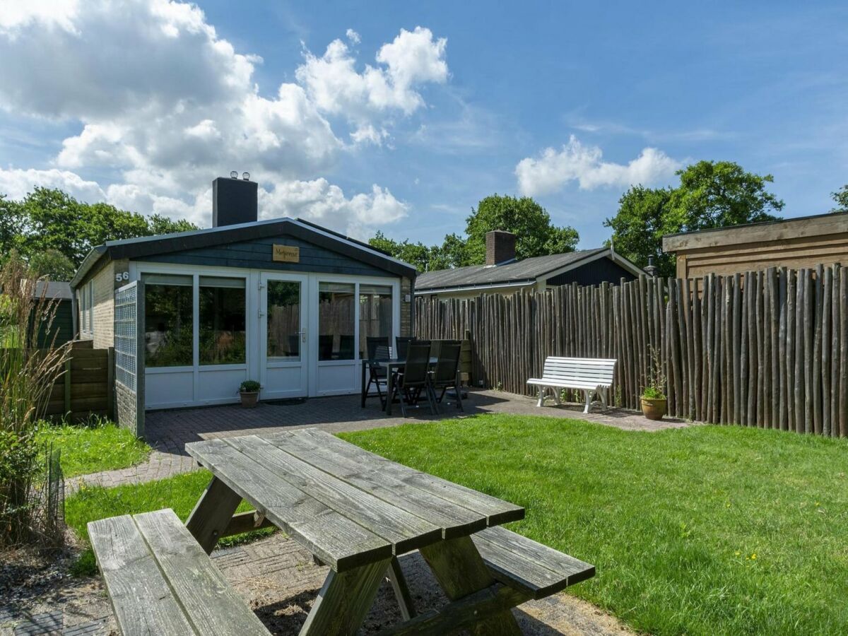 Holiday house Beachside holiday home with garden