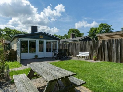 Holiday house Beachside holiday home with garden - Holiday house