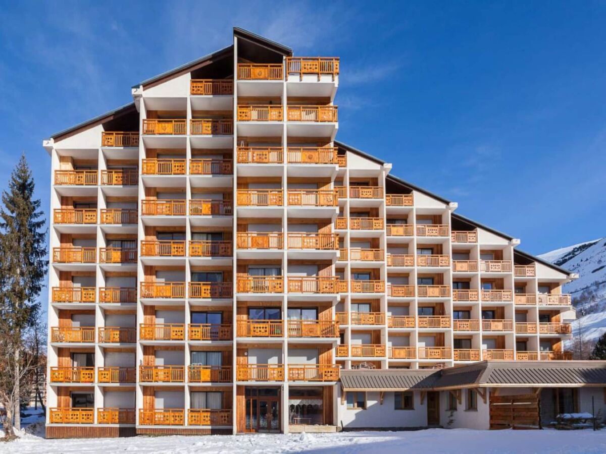 Apartment Cozy Ski Retreat with Views - Outdoor photo 2