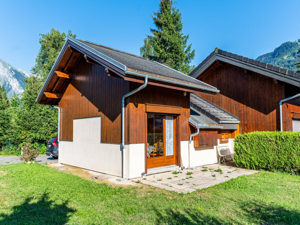Apartment Chalet in Morillon near Ski Resort - Outdoor photo 2