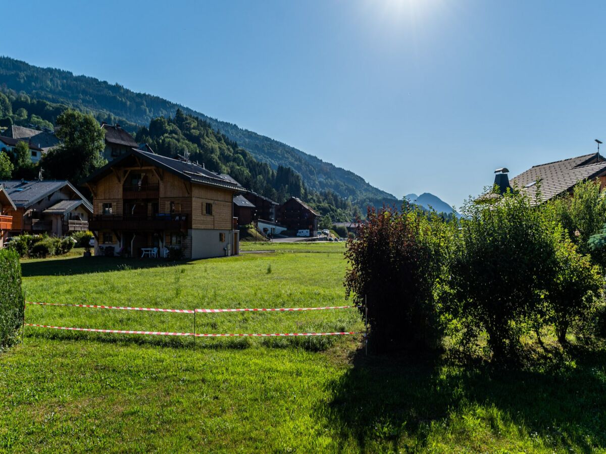 Apartment Chalet in Morillon near Ski Resort - Outdoor photo 3