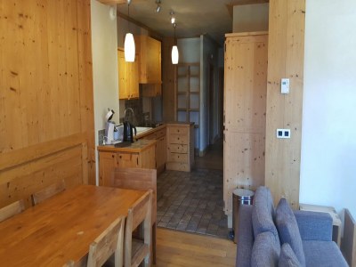 Apartment Modern Retreat for 8 Guests - Features photo 18