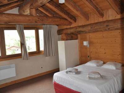 Apartment Spacious Retreat for 10 Guests - Features photo 10