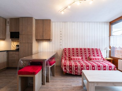 Apartment Apartment in Morillon with Pool & Mountain Views - Features photo 5
