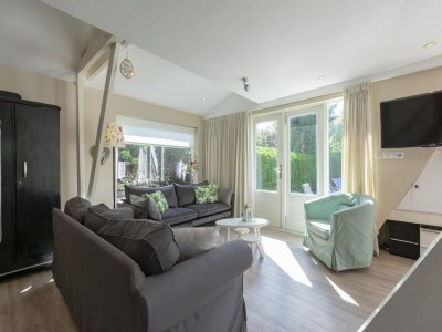 Holiday house Home with beautiful lawn - Outdoor photo 27