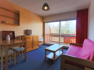 Apartment Alpine Retreat with Balcony - Features photo 6