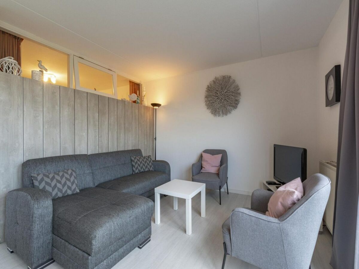 Apartment Cozy beach side apartment