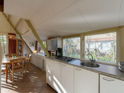 Holiday house Alluring home with garden - Outdoor photo 13