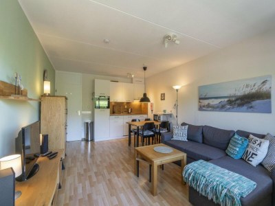 Apartment Seaside holiday apartment with a patio - Outdoor photo 6