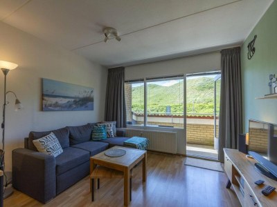 Apartment Seaside holiday apartment with a patio - Outdoor photo 9