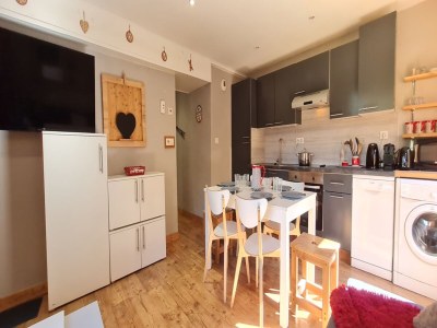 Chalet Alpine Apartment for 6 Guests - Features photo 15