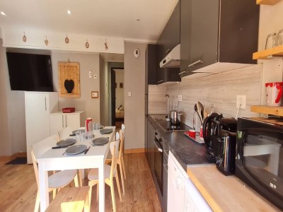 Chalet Alpine Apartment for 6 Guests - Features photo 16