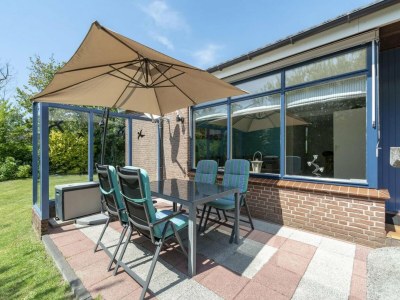 Bungalow Holiday home with enclosed garden - Outdoor photo 12