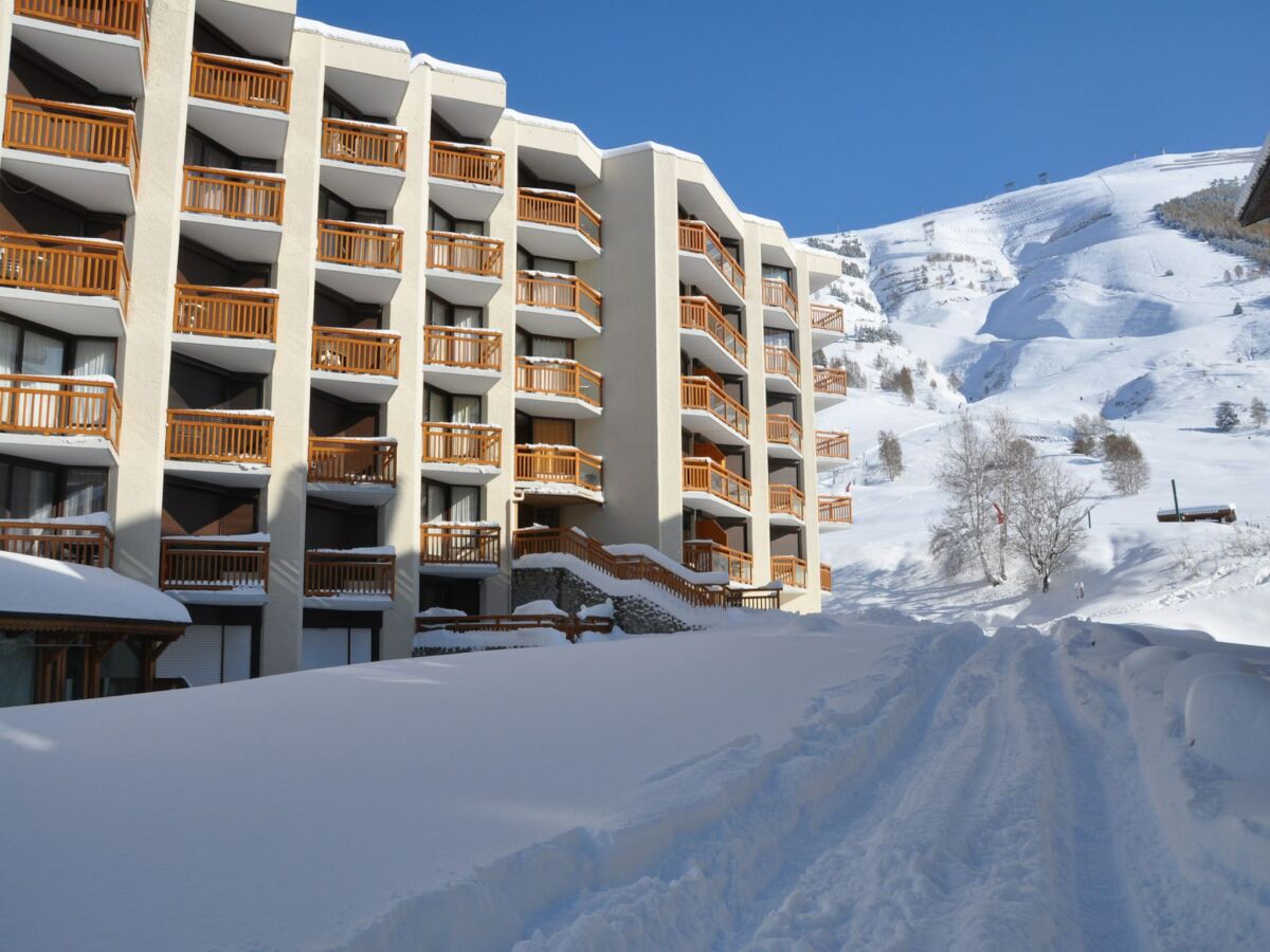 Holiday house Sunny Escape at Foot of Slopes - Outdoor photo 3