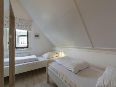 Villa Alluring Villa with sauna - Outdoor photo 17