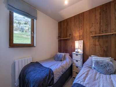 Apartment Apartment in France with Mountain Views & Pool - Features photo 10