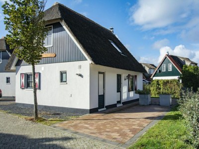 Villa Amicable villa with whirlpool - Villa