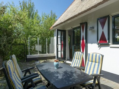 Villa Holiday villa with fenced garden - Outdoor photo 13