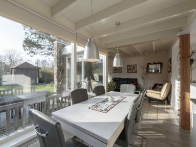 Bungalow Stylish bungalow with garden - Outdoor photo 21