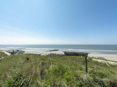 Bungalow Alluring seaside holiday home in Callantsoog - Outdoor photo 19