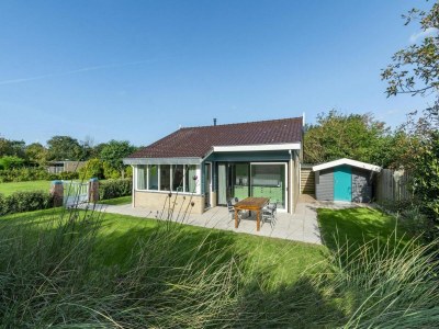 Holiday house Pleasant Holiday home with garden - Holiday house