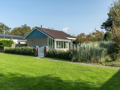 Holiday house Pleasant Holiday home with garden - Outdoor photo 13