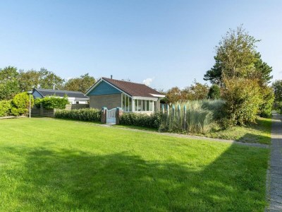 Holiday house Pleasant Holiday home with garden - Outdoor photo 17