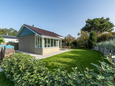 Holiday house Pleasant Holiday home with garden - Outdoor photo 28
