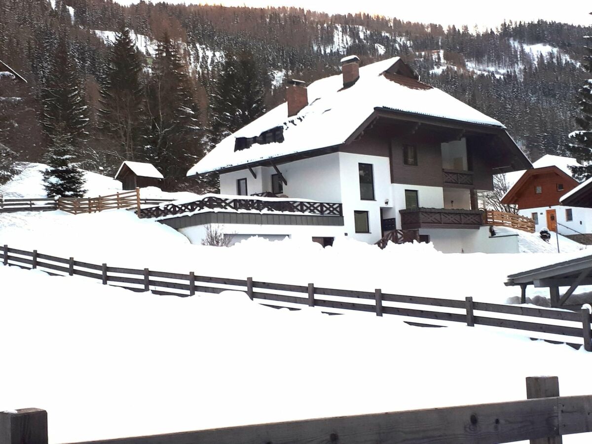 Apartment Apartment in Bad Kleinkirchheim near hiking - Outdoor photo 2