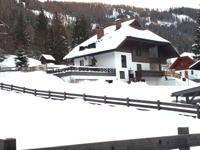 Apartment Apartment in Bad Kleinkirchheim near hiking - Outdoor photo 2