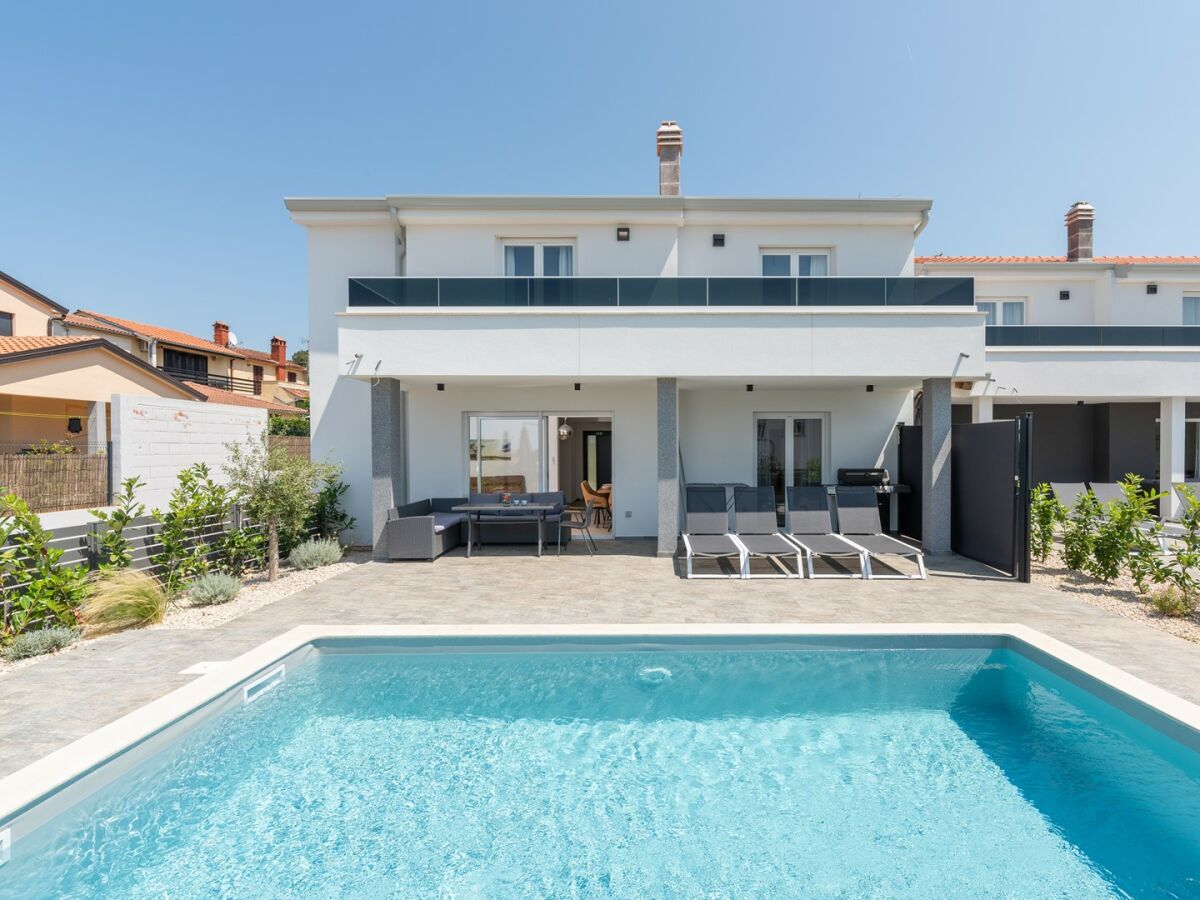 Villa Delfin & Delfis - Villa Delfin