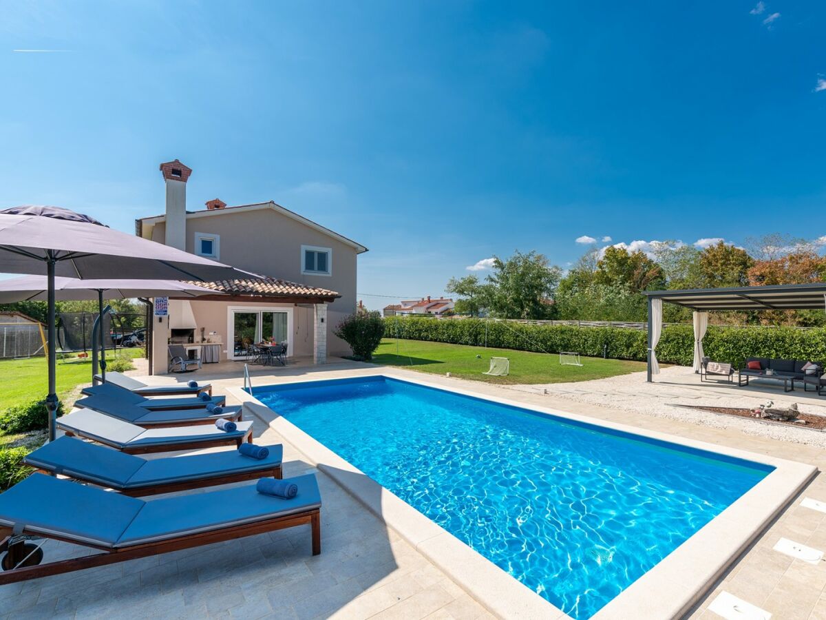 Villa - Holiday House Brig