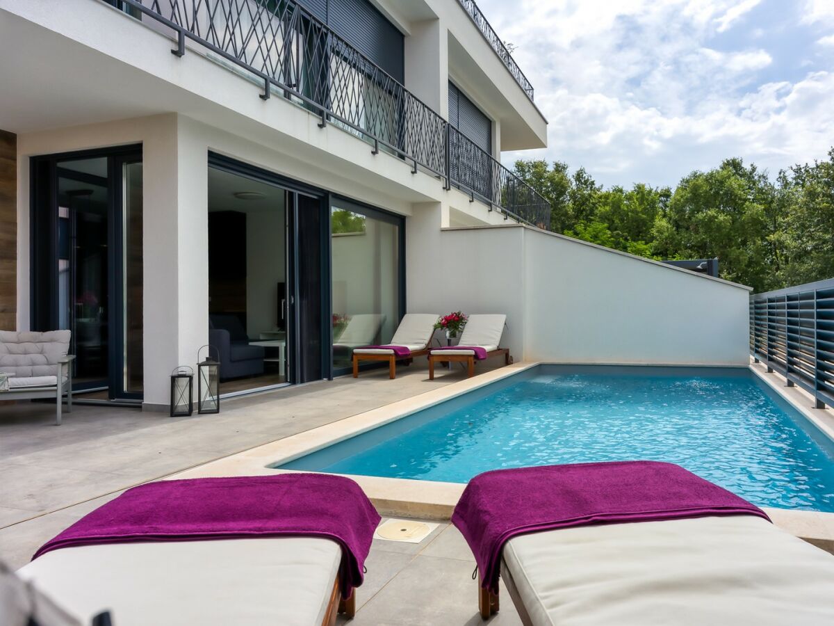 Apartment - Casa Ella with Private Pool