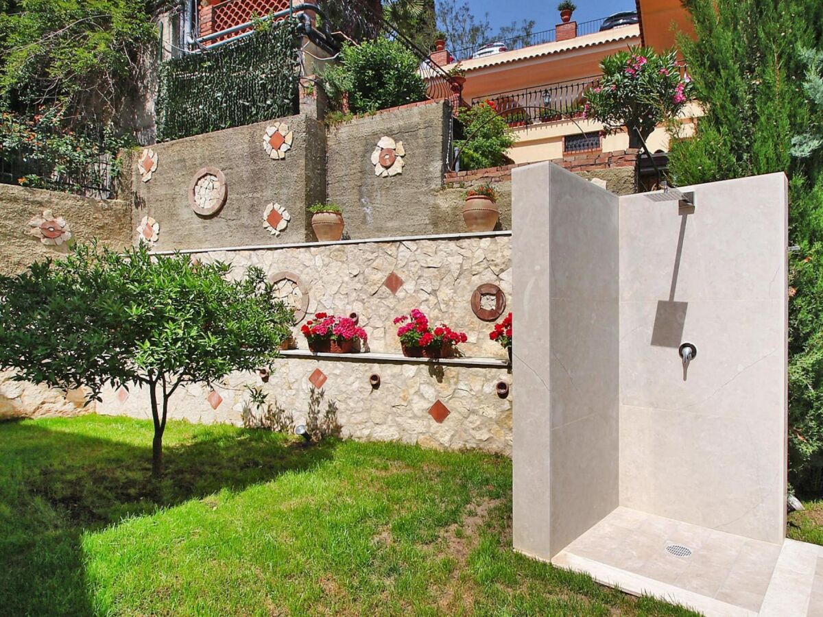 Apartment Ferienwohnung in Taormina mit Whirlpool - Outdoor photo 2