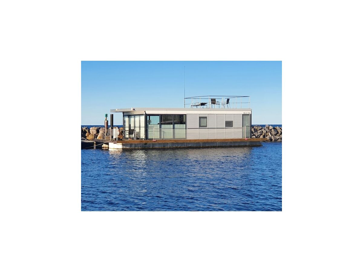 House boat Hausboot in Laboe an der Kieler Foerde