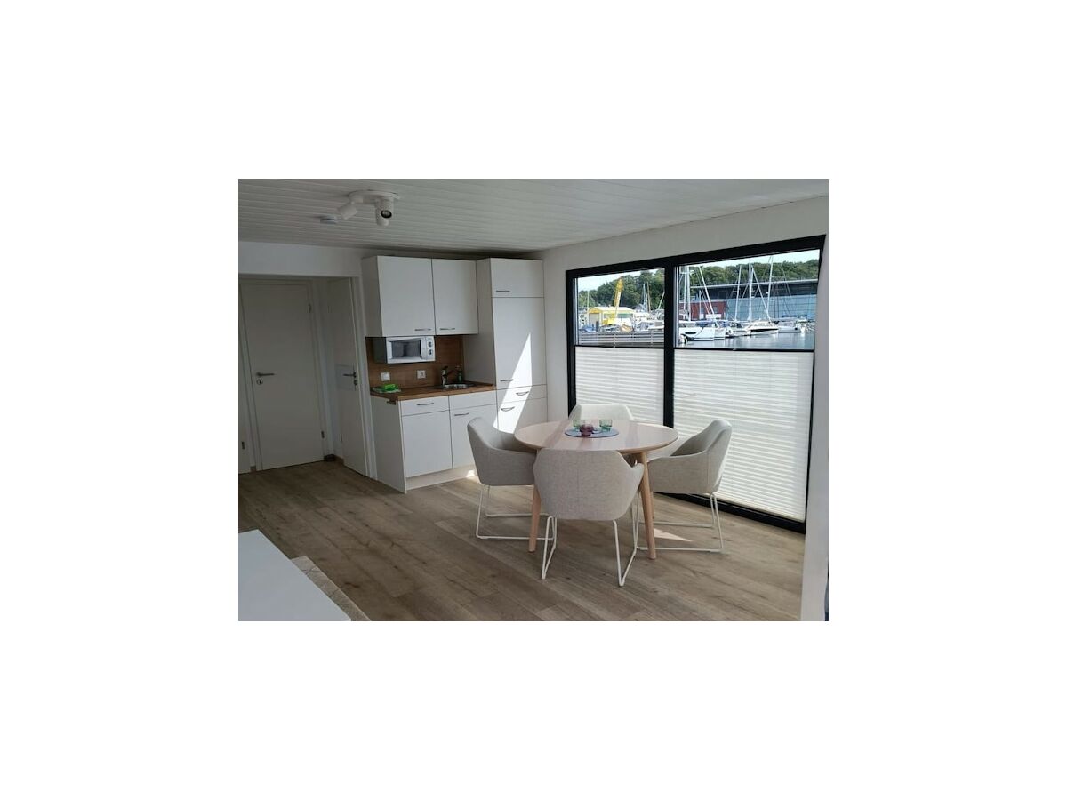House boat Hausboot in Laboe an der Kieler Foerde - Features photo 4