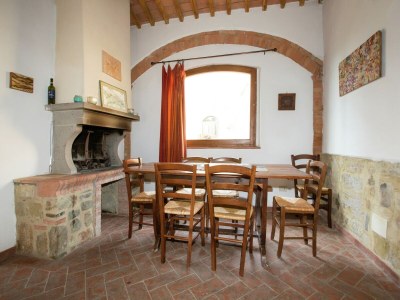 Farmhouse Scenic Tuscan Farmhouse - Features photo 28