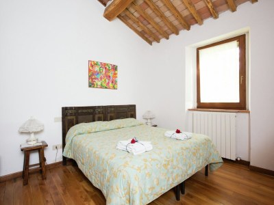 Farmhouse Scenic Tuscan Farmhouse - Features photo 31