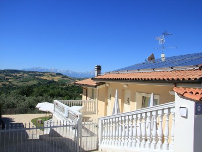 Cottage Herrenhaus in den Abruzzen mit Pool und Garten - Outdoor photo 8